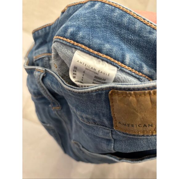 American Eagle Medium Blue Wash High Rise Mini Denim Skirt Size 4 - Picture 5 of 8